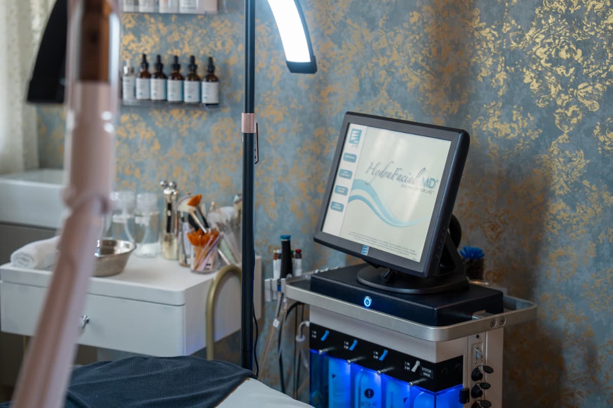 Advanced HydraFacial device at LNO Boutique med spa in Centennial, Colorado