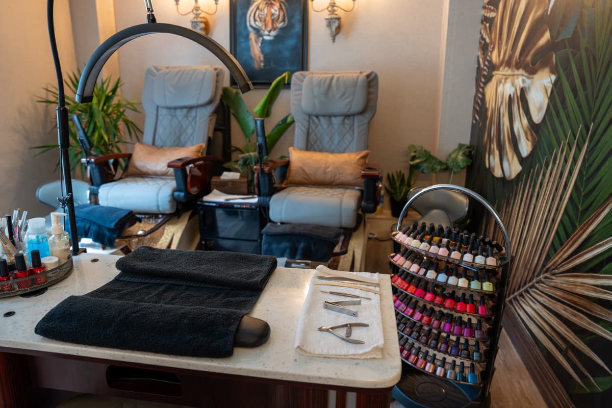 Luxury pedicure chairs with a polish selection at LNO Boutique nail salon in Centennial, CO